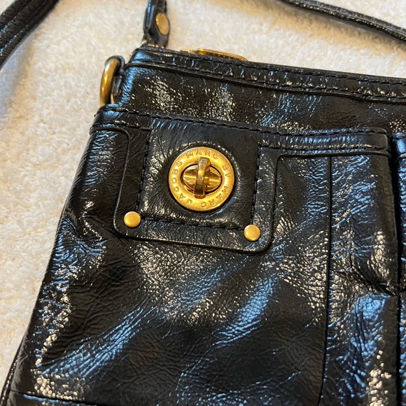 Marc by Marc Jacobs Turnlock Crossbody Bag - Picture 4 of 15
